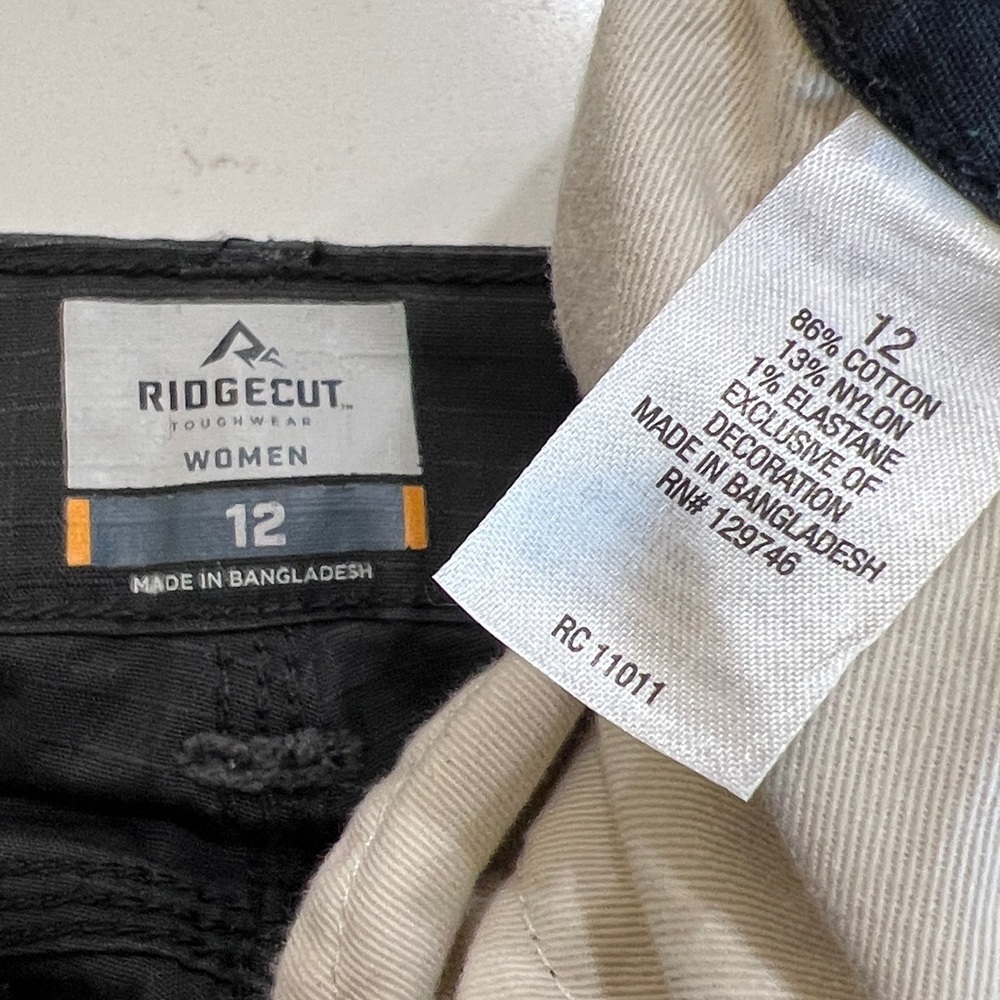 Ridgecut Dark Gray Utility Cargo Pants Stretch NWOT Size 12 - Picture 8 of 12